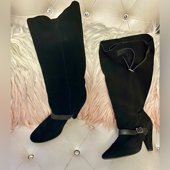 Colin Stuart Black Suede Buckle Cone Heel Boots Size 11B - Picture 7 of 16